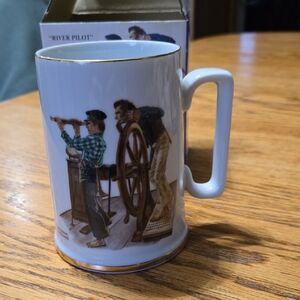 Norman Rockwell White and Gold 'River Pilot' Decorative Mug